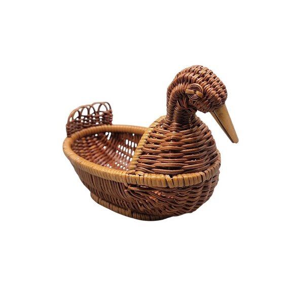 Small Wicker Duck Basket Table Top Centet Piece Brown Woven Duckling Design - Picture 2 of 10